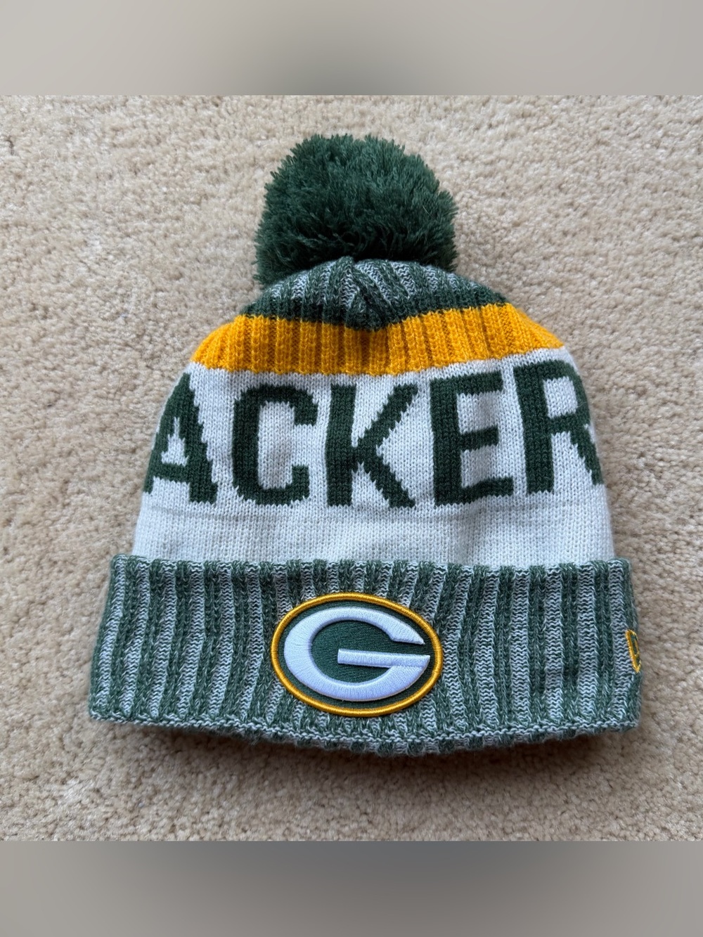 NWOT New Era Green Bay Packers NFL Pom Pom Beanie Knit Winter Hat - OSFM